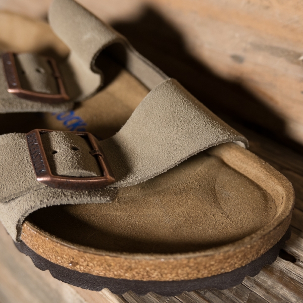 BIRKENSTOCK 51301 Arizona Suede Soft Footbed Taupe – The R Store