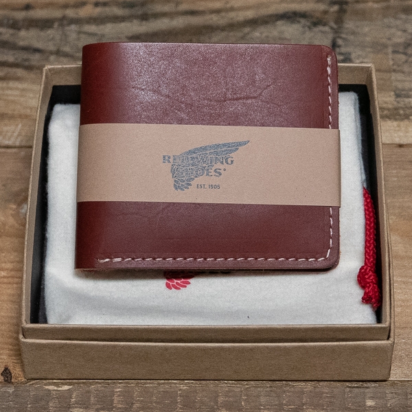 red wing wallet
