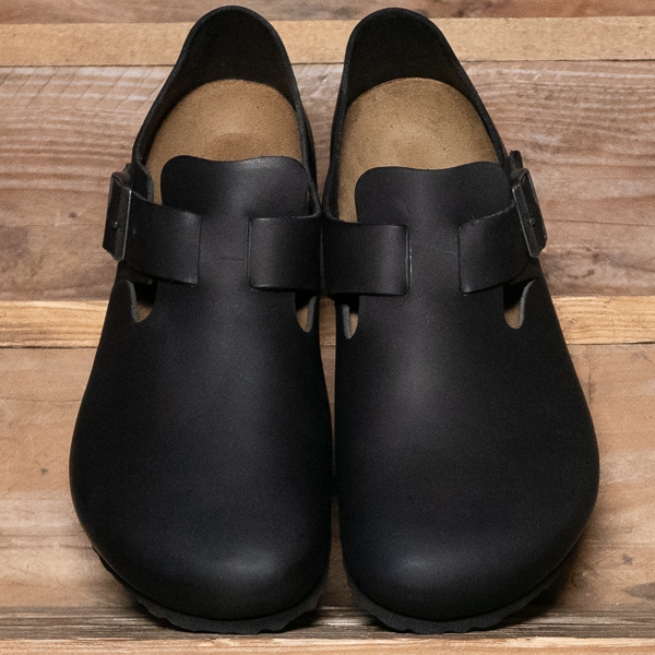 birkenstock oiled leather clogs