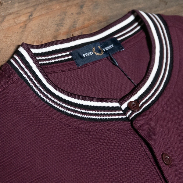 Fred Perry M9650 Henley Collar Polo Shirt 799 Mahogany – The R Store