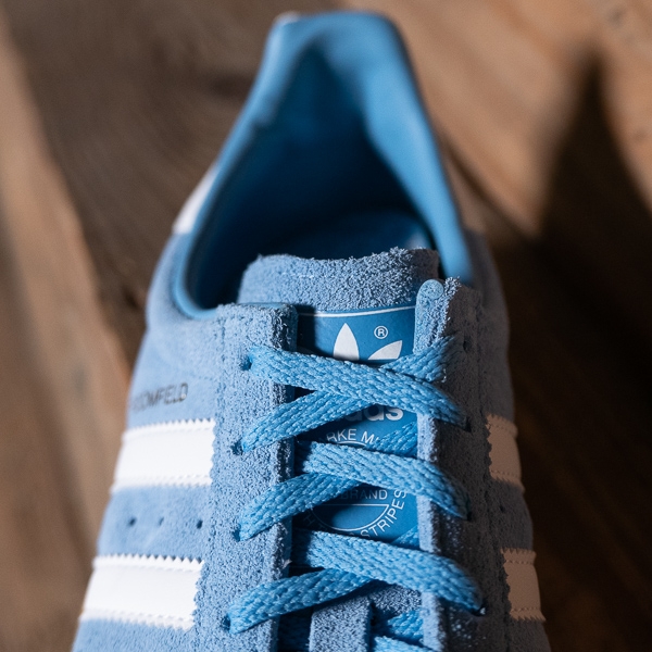 adidas broomfield light blue