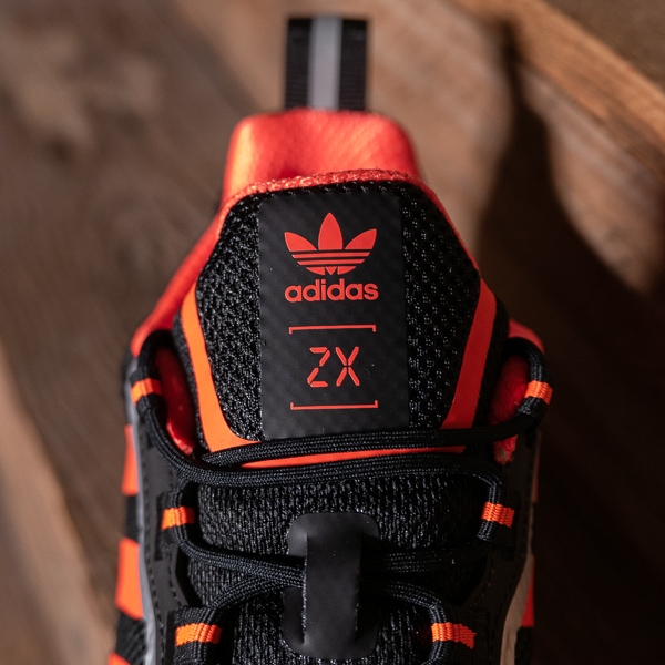 adidas Originals Zx 1K Boost - Seasonality H00428 | negru | pentru 258,70 RON - SneakerStudio.ro