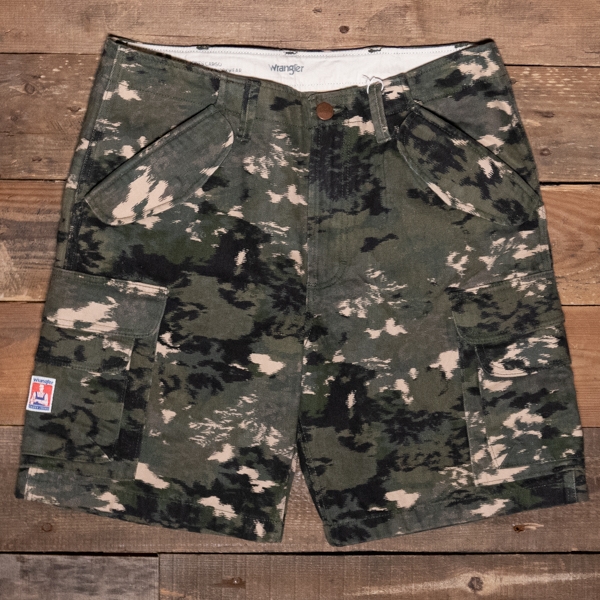 Wrangler camo cargo shorts hotsell